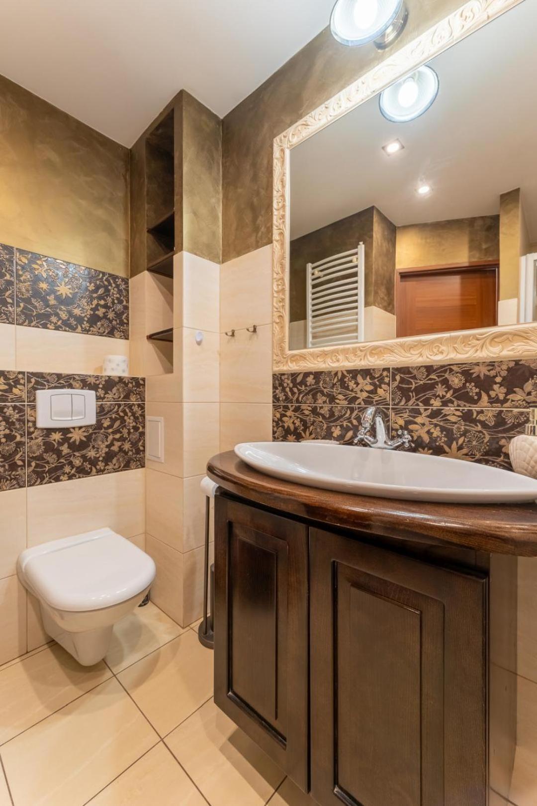 Apartament Ratuszlove - 2 Osobne Sypialnie, Z Widokiem Na Ratusz - By Spaceapart Jelenia Góra Zewnętrze zdjęcie